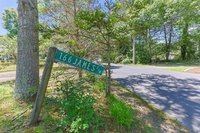 166 James Circle, Mashpee, MA 02649