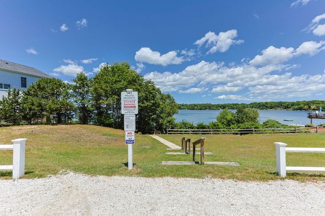 166 James Circle, Mashpee, MA 02649