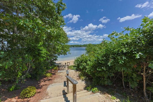 166 James Circle, Mashpee, MA 02649