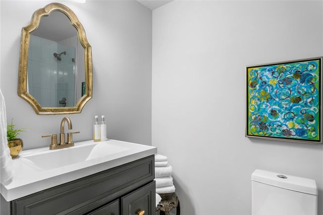 1649 W SNOW CIRCLE E203, Tampa, FL 33606