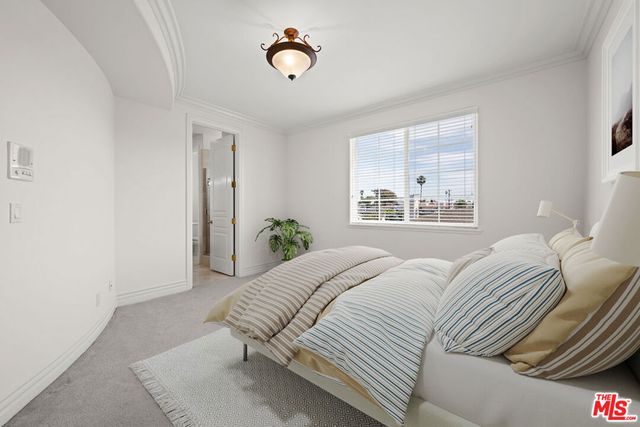 1756 Ruhland Avenue, Manhattan Beach, CA 90266