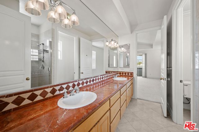 1756 Ruhland Avenue, Manhattan Beach, CA 90266