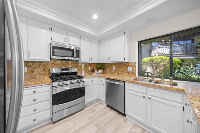18 Solana, Irvine, CA 92612