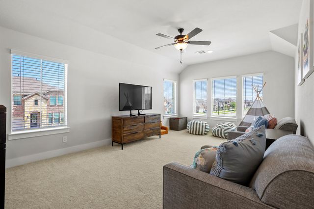 638 Taylor Drive, Fate, TX 75087