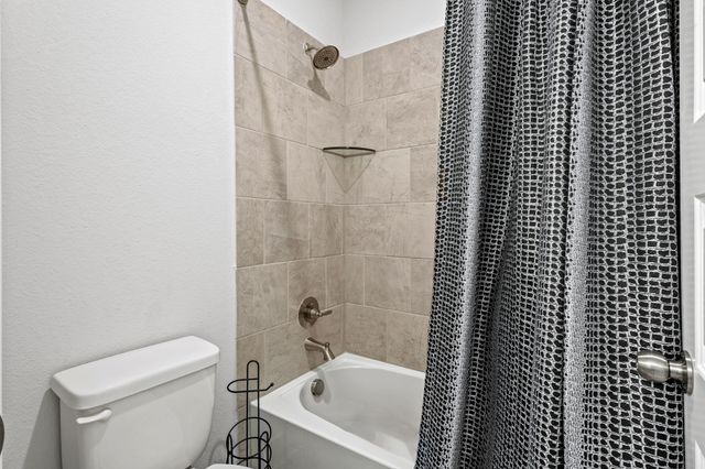 638 Taylor Drive, Fate, TX 75087