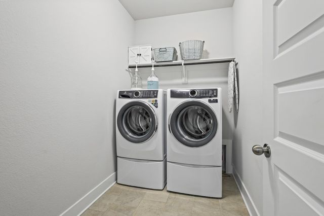 638 Taylor Drive, Fate, TX 75087