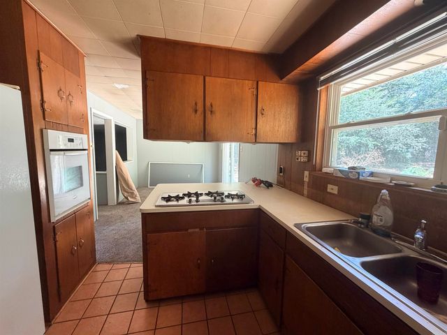 7924 Mabelvale Cut Off Rd, Mabelvale, AR 72103