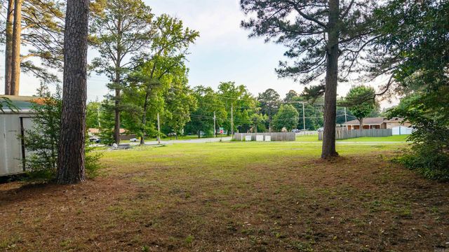 7924 Mabelvale Cut Off Rd, Mabelvale, AR 72103