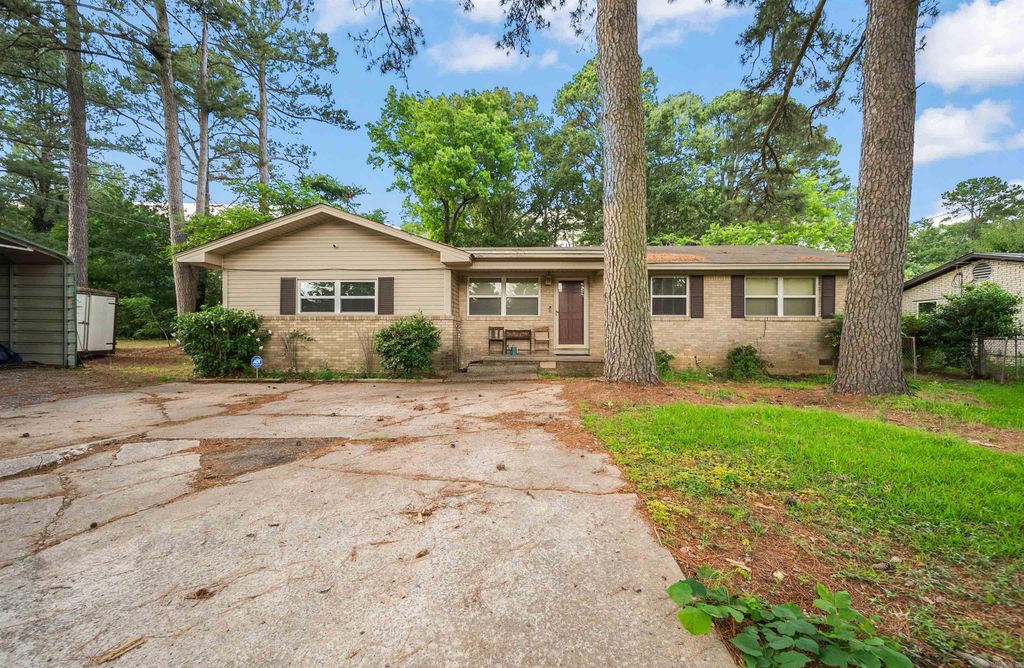 7924 Mabelvale Cut Off Rd, Mabelvale, AR 72103