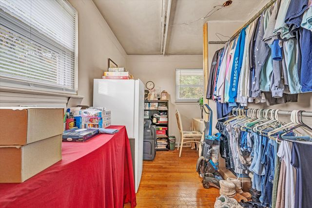 762 Kenyon RD, Vinton, VA 24179