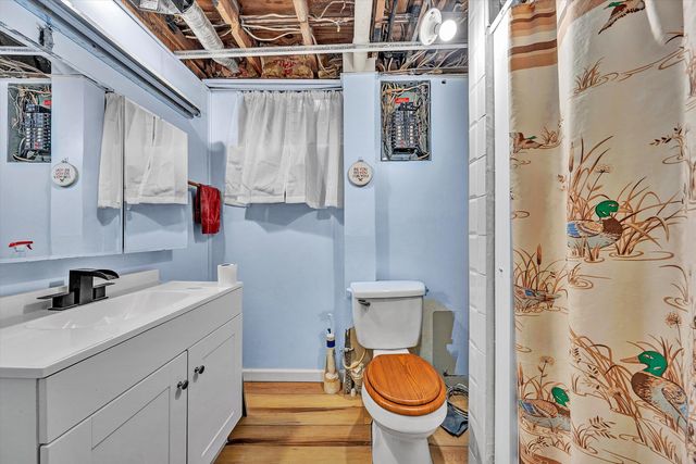 762 Kenyon RD, Vinton, VA 24179