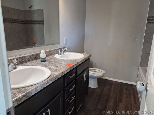 6039 E 147th Place S, Bixby, OK 74008