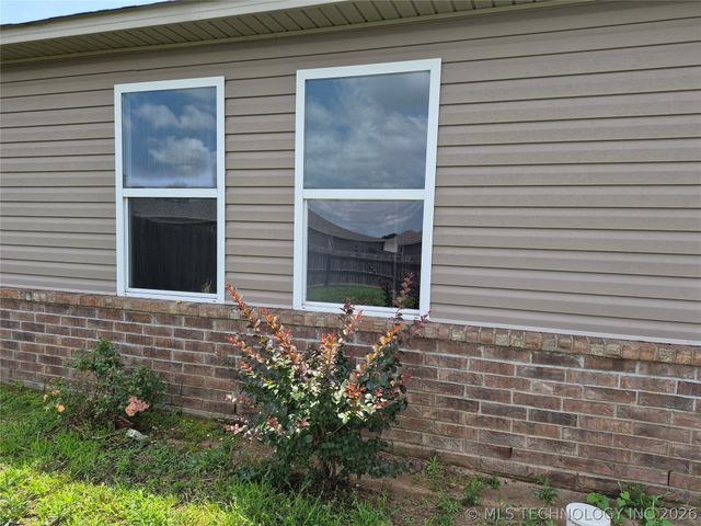 6039 E 147th Place S, Bixby, OK 74008