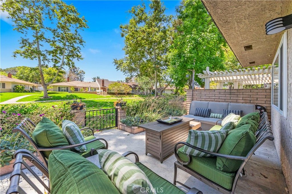 Image 1 of property listing at 17294 Citron, Irvine, CA 92612