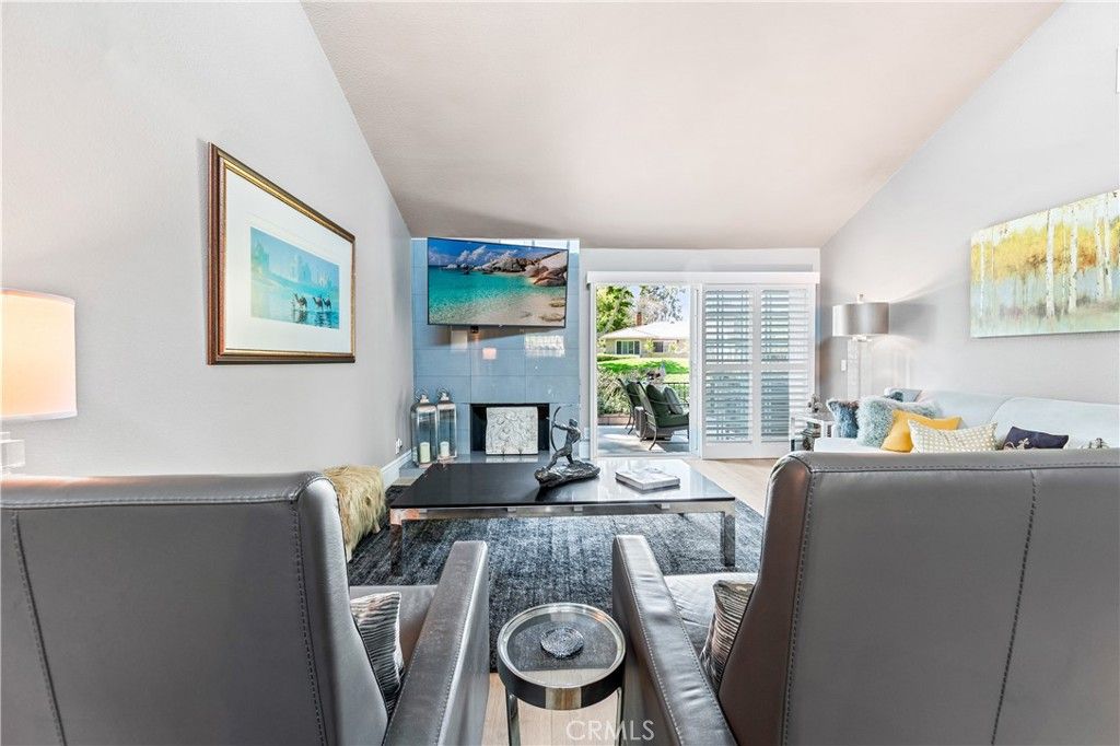 Image 14 of property listing at 17294 Citron, Irvine, CA 92612