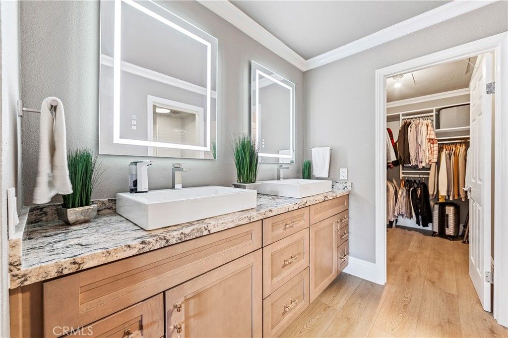 Image 16 of property listing at 17294 Citron, Irvine, CA 92612