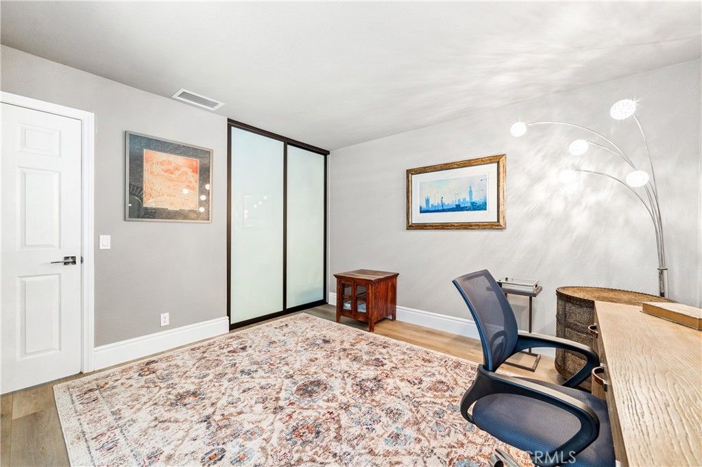 Image 19 of property listing at 17294 Citron, Irvine, CA 92612