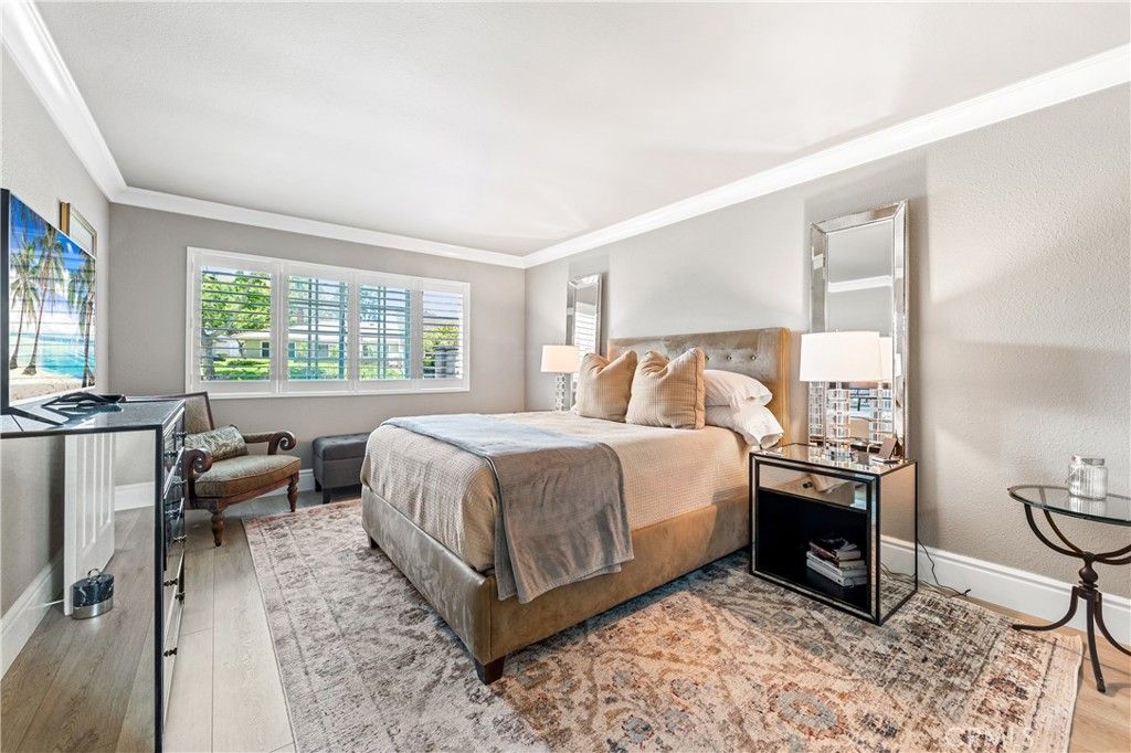 Image 3 of property listing at 17294 Citron, Irvine, CA 92612