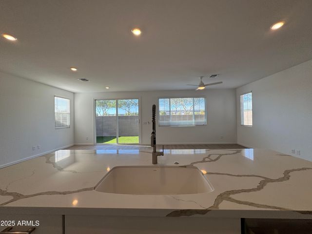 26334 N 24TH Glen, Phoenix, AZ 85085