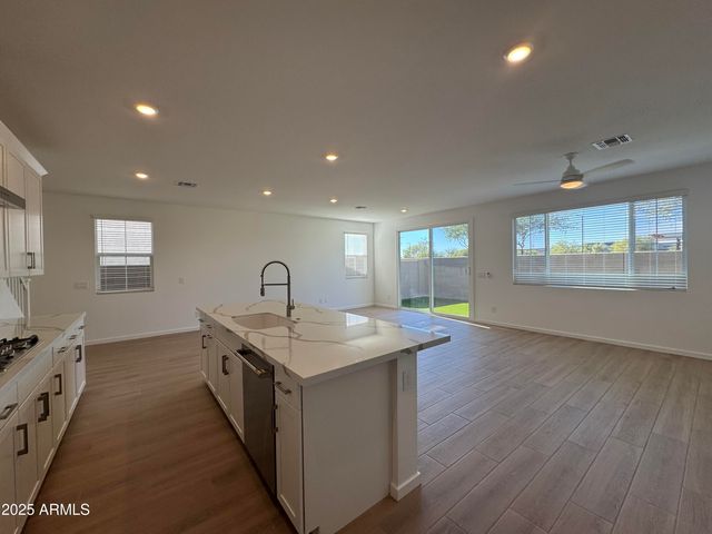 26334 N 24TH Glen, Phoenix, AZ 85085