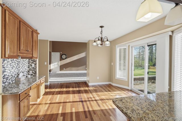 9211 Meadow Ridge Lane, Grand Blanc Charter Township, MI 48439