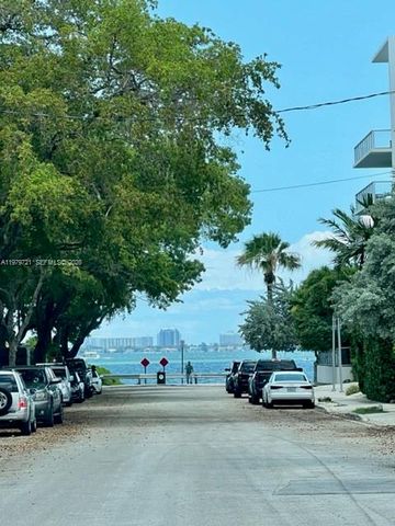 541 NE 62nd St, Miami, FL 33138