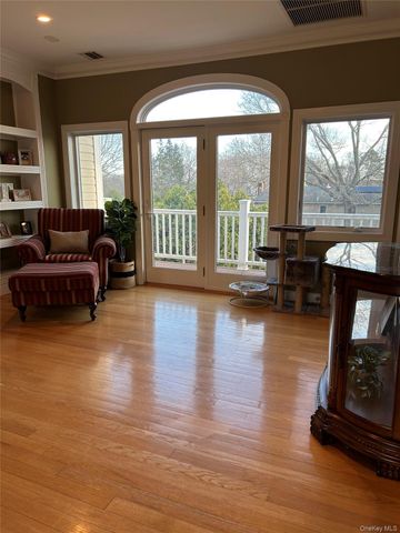 4 Vining Street, Centereach, NY 11720