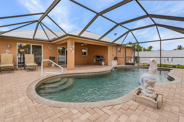 1215 SE 27TH STREET, Cape Coral, FL 33904