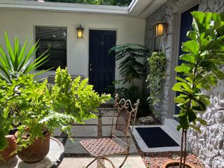 1223 NE 18th Avenue 5, Fort Lauderdale, FL 33304