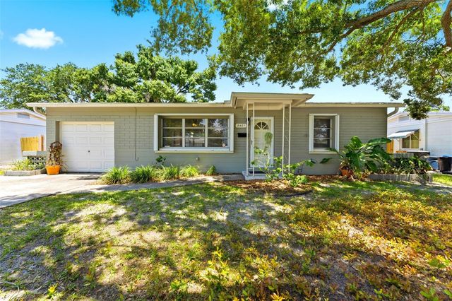 8461 56TH STREET N, Pinellas Park, FL 33781