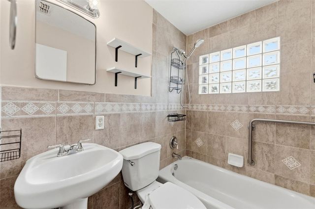 8461 56TH STREET N, Pinellas Park, FL 33781