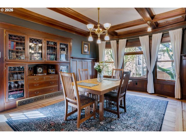 1500 Sw DAVENPORT St, Portland, OR 97201