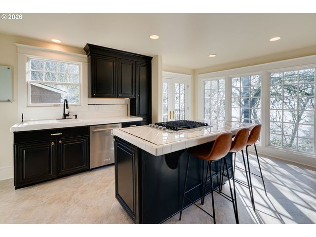 1500 Sw DAVENPORT St, Portland, OR 97201