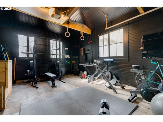 1500 Sw DAVENPORT St, Portland, OR 97201