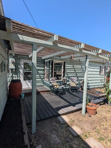 608 Roseway Drive Drive, Klamath Falls, OR 97601