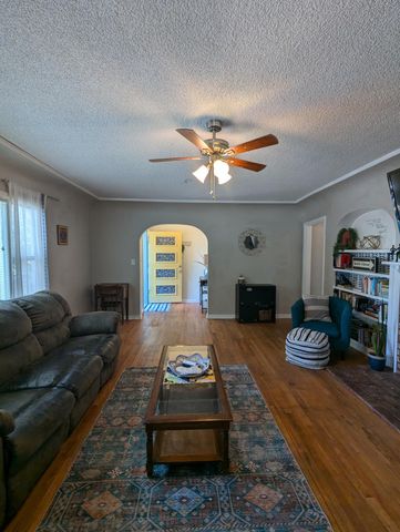 608 Roseway Drive Drive, Klamath Falls, OR 97601