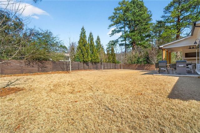 510 Windsor Parkway, Atlanta, GA 30342