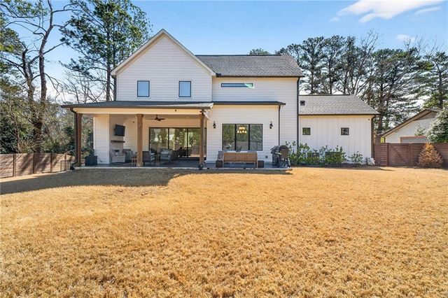 510 Windsor Parkway, Atlanta, GA 30342