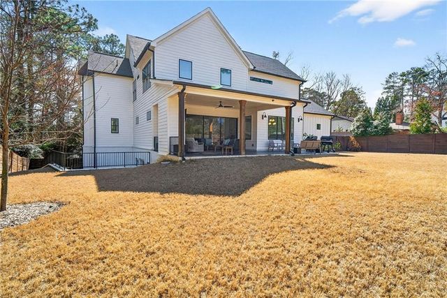 510 Windsor Parkway, Atlanta, GA 30342