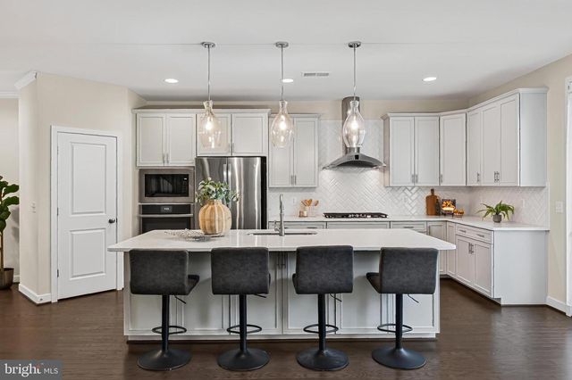 42300 CRAWFORD TER, Brambleton, VA 20148