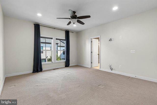 42300 CRAWFORD TER, Brambleton, VA 20148
