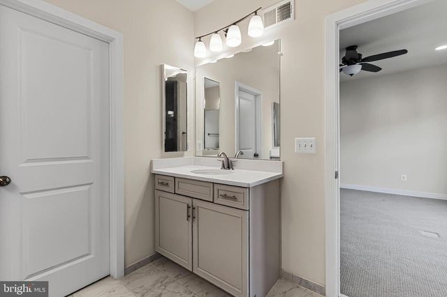 42300 CRAWFORD TER, Brambleton, VA 20148