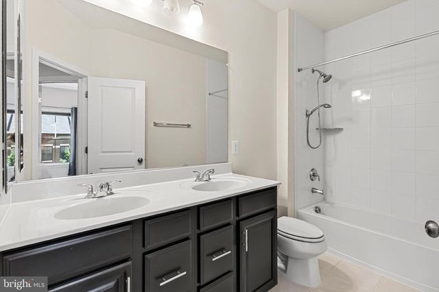 42300 CRAWFORD TER, Brambleton, VA 20148