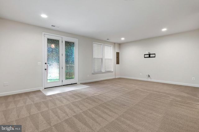 42300 CRAWFORD TER, Brambleton, VA 20148