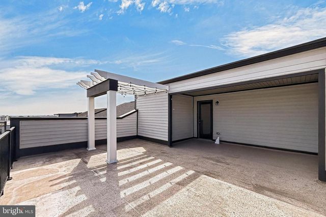 42300 CRAWFORD TER, Brambleton, VA 20148