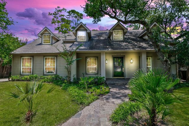 1240 Bingle Road, Spring Valley Village, TX 77055