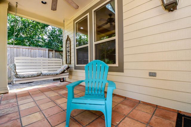 1240 Bingle Road, Spring Valley Village, TX 77055