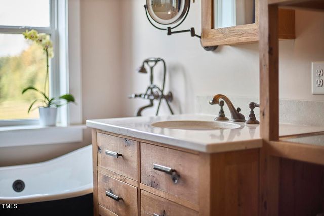 754 Epps Clark Road, Siler City, NC 27344