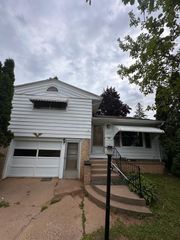 2917 6th Street, Eau Claire, WI 54703