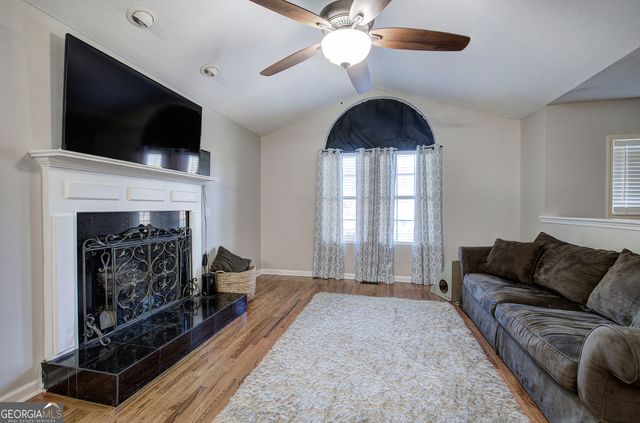 19 Canefield Drive, Cartersville, GA 30120